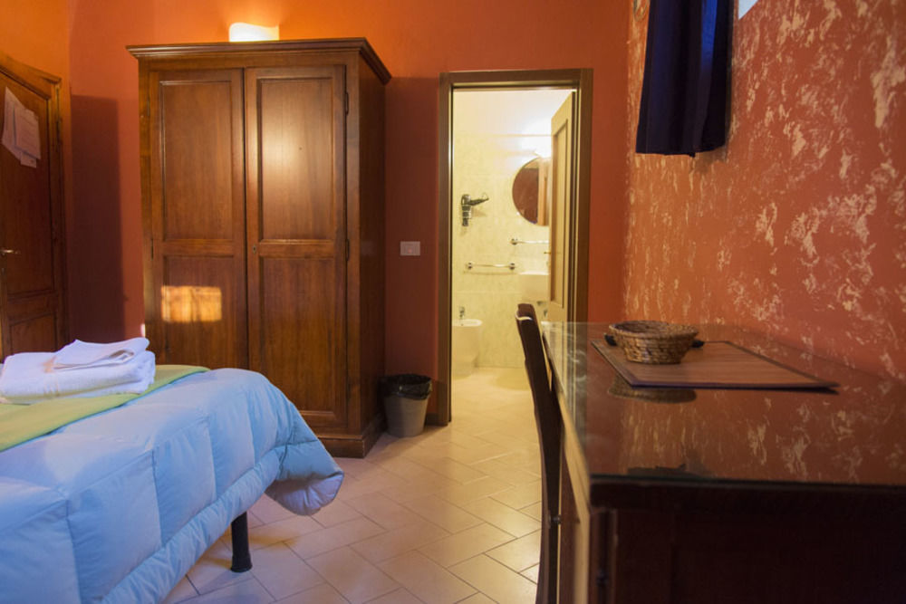 Florence Decamerone B&B ภายนอก รูปภาพ